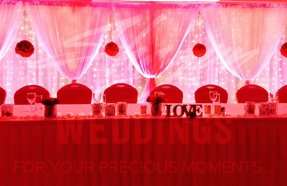 Reception Jaladuta Backdrop with Head Table in Red (Close Up)