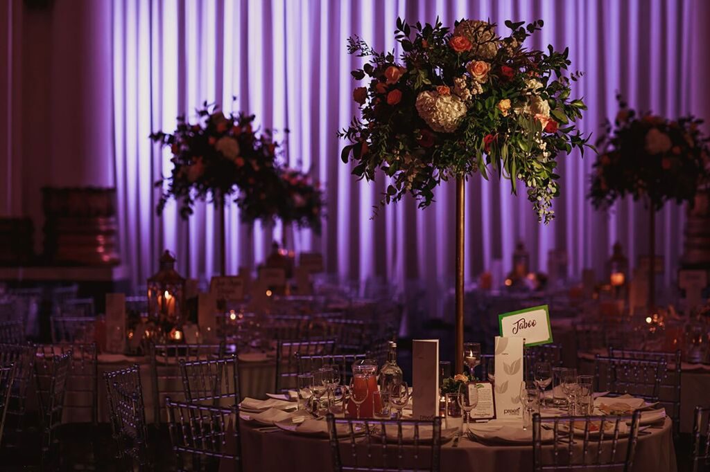 shagun-weddings-table-decorations-lanterns-tall-flowers